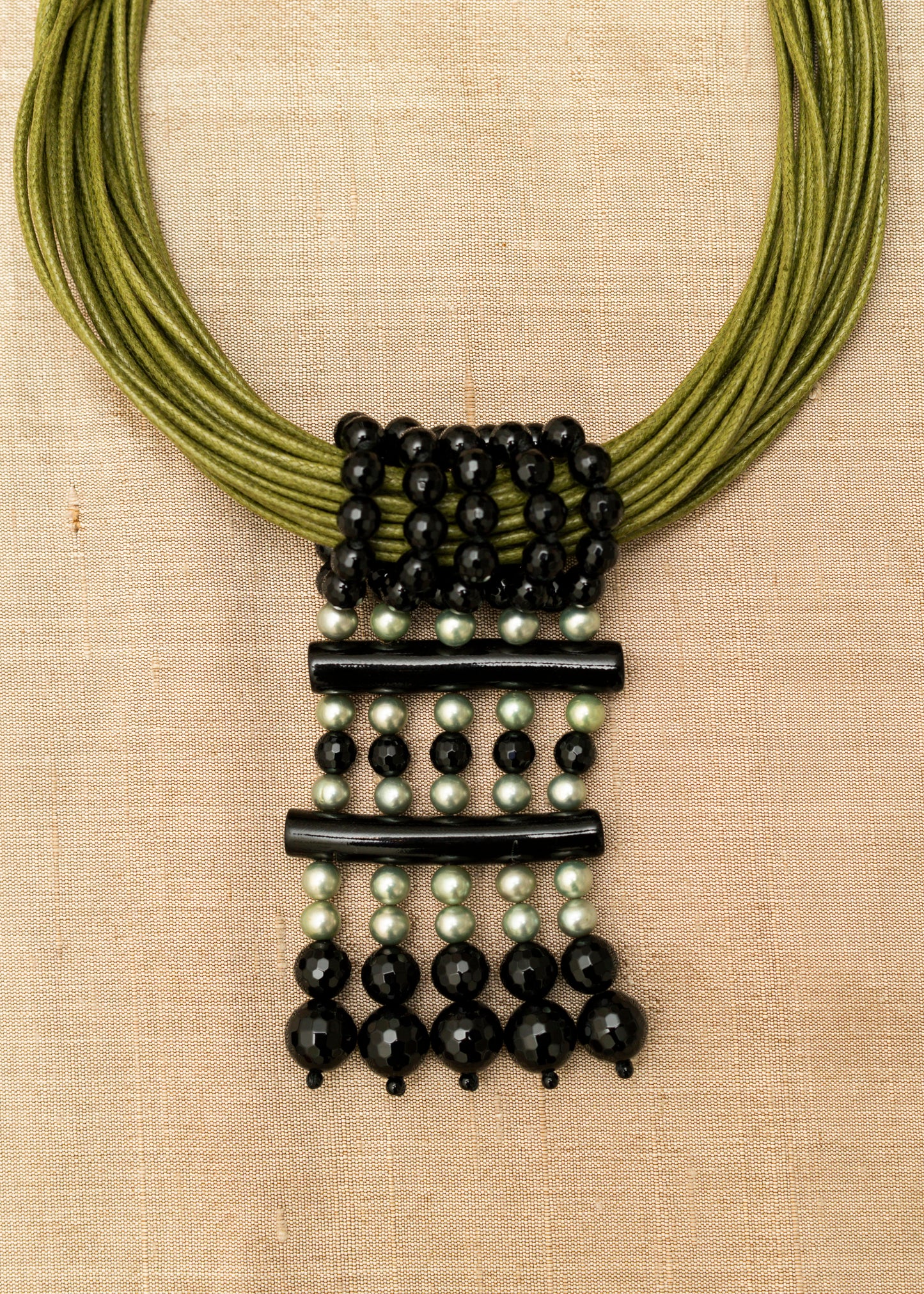 The Sculptural Necklace (No Gold)