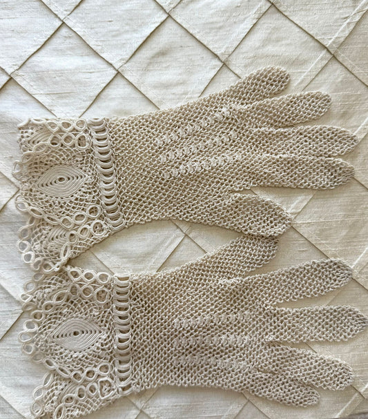 1940s Crochet Lace Gloves